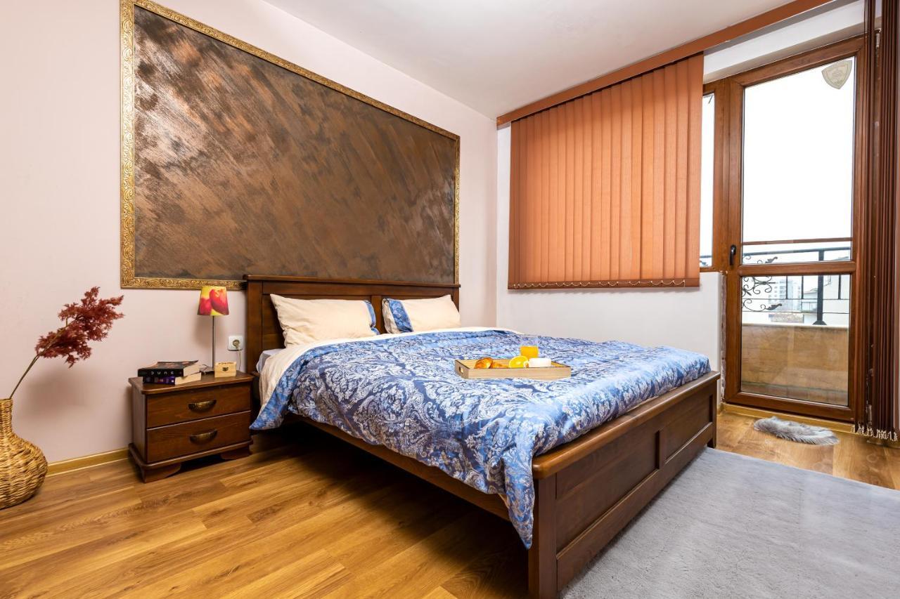 The Walnut 2Bd Apartment Plovdiv Luaran gambar