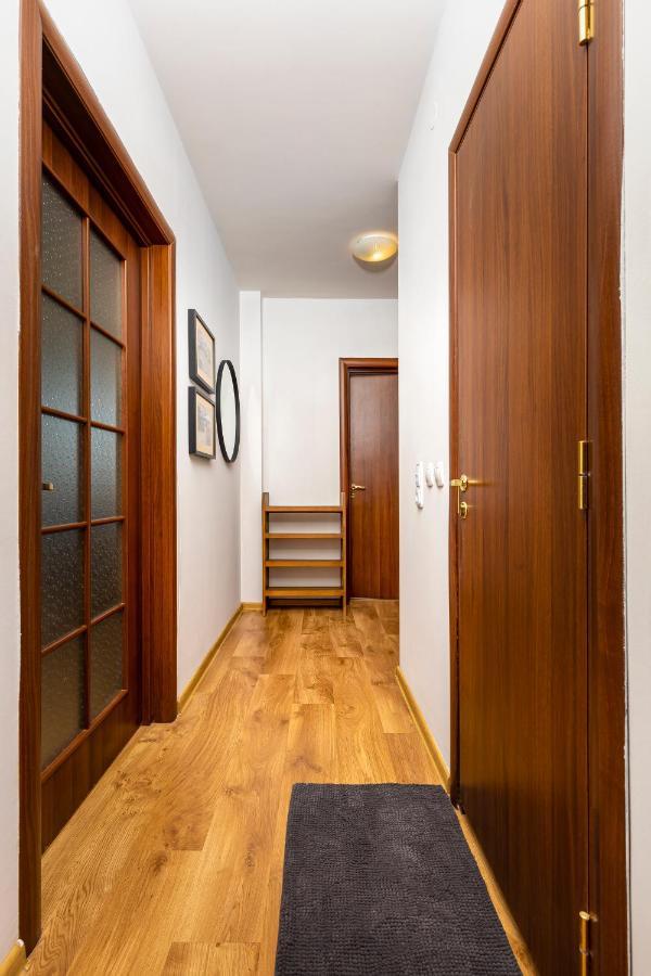 The Walnut 2Bd Apartment Plovdiv Luaran gambar
