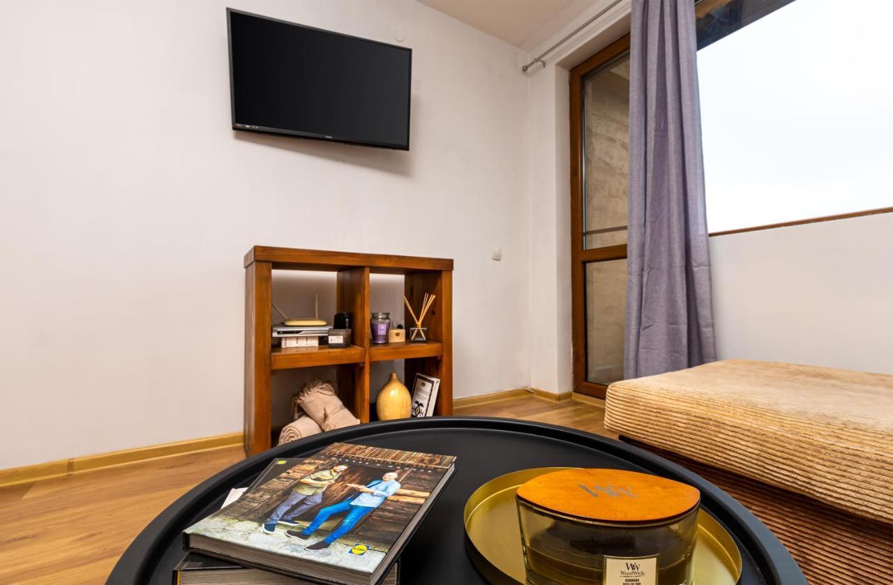 The Walnut 2Bd Apartment Plovdiv Luaran gambar